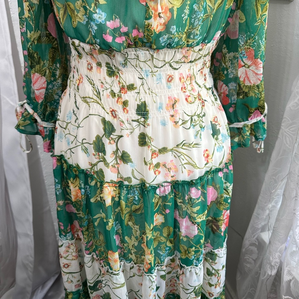 🌿 Anthropologie Fig and Flower Boho Tiered Green Floral Print Dress Size Medium - Picture 4 of 10